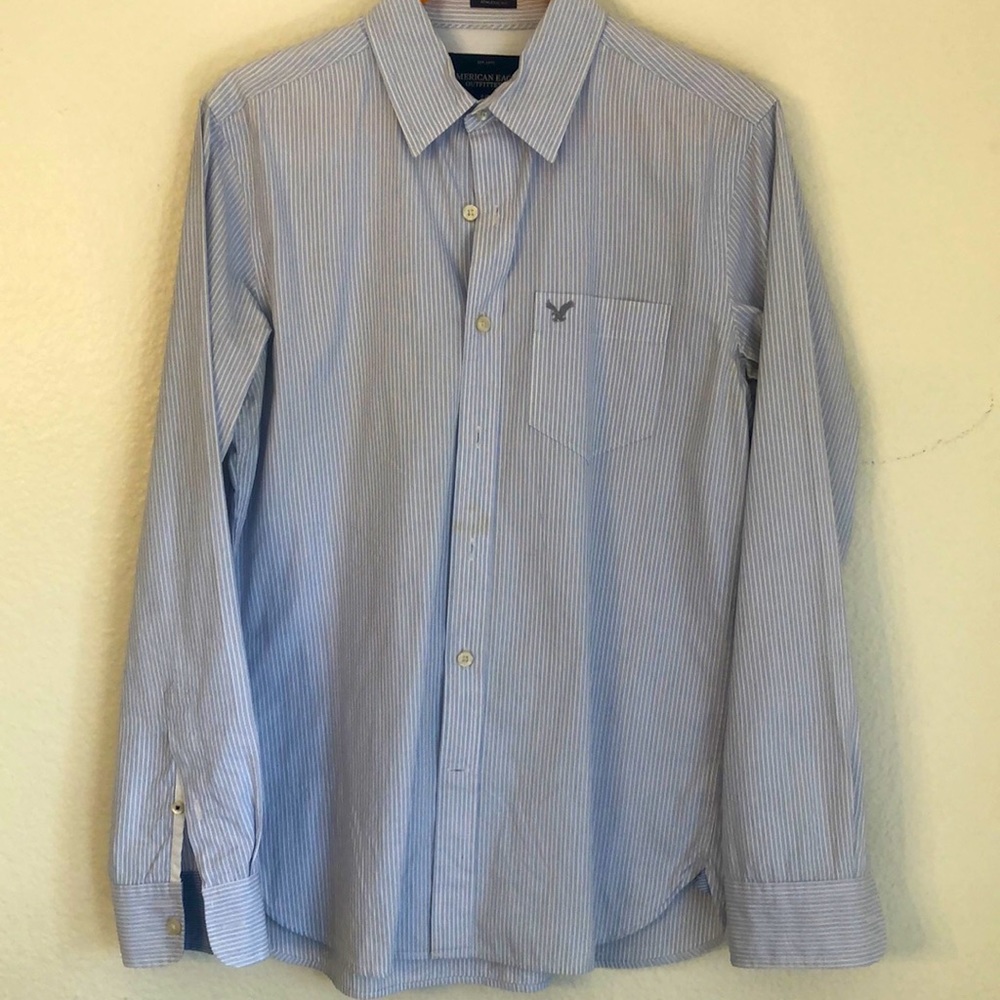 Mens AEO Button Down Athletic Fit Striped Shirt